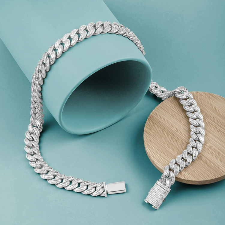 Chains shop now